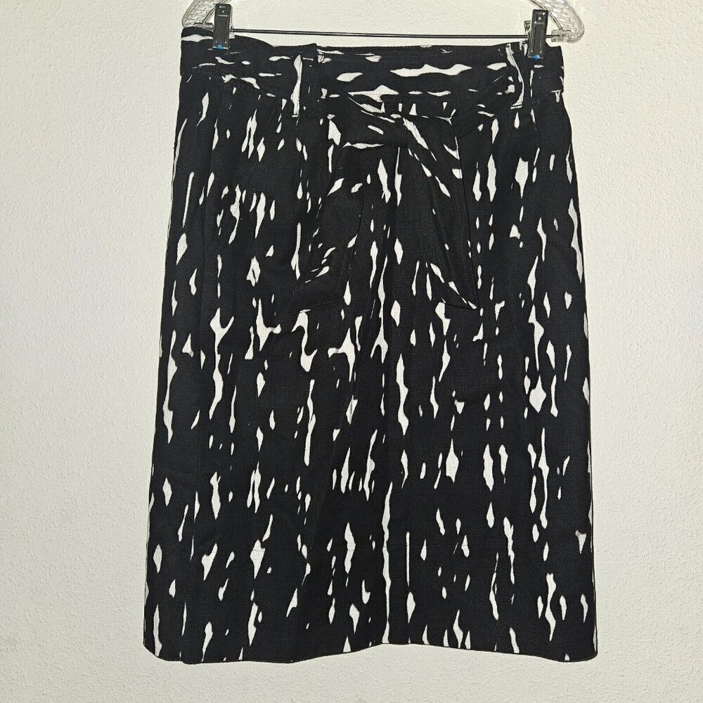 NEW East 5th Black White Skirt Size 6 Knee-Length Lined Belted